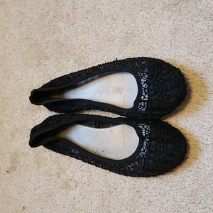 Used black flats